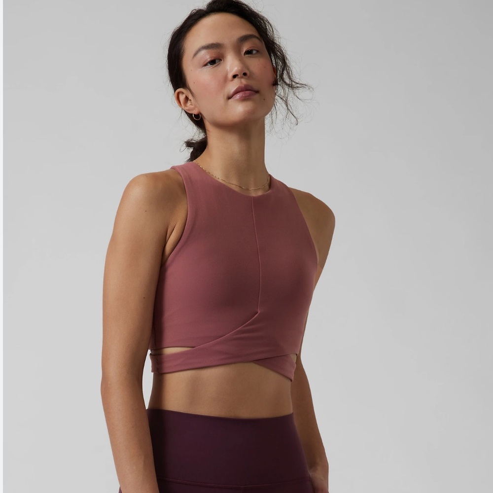 Athleta Conscious Crop Cut Out Bra A-C